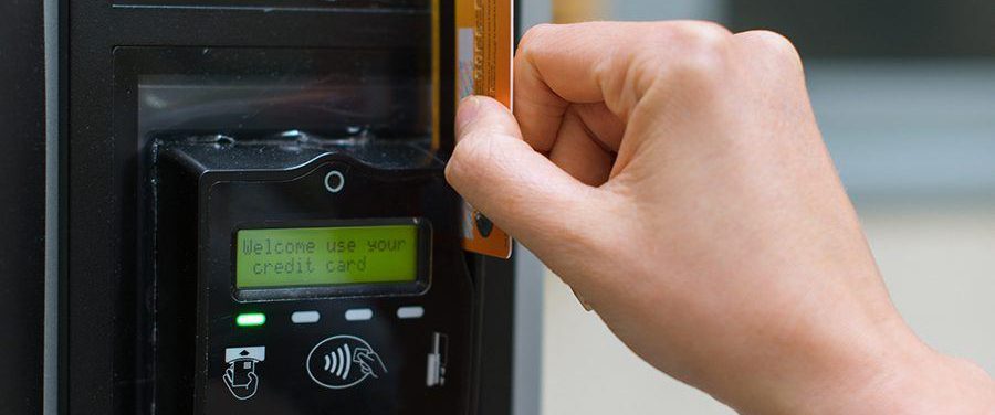 Vending machine credit card reader