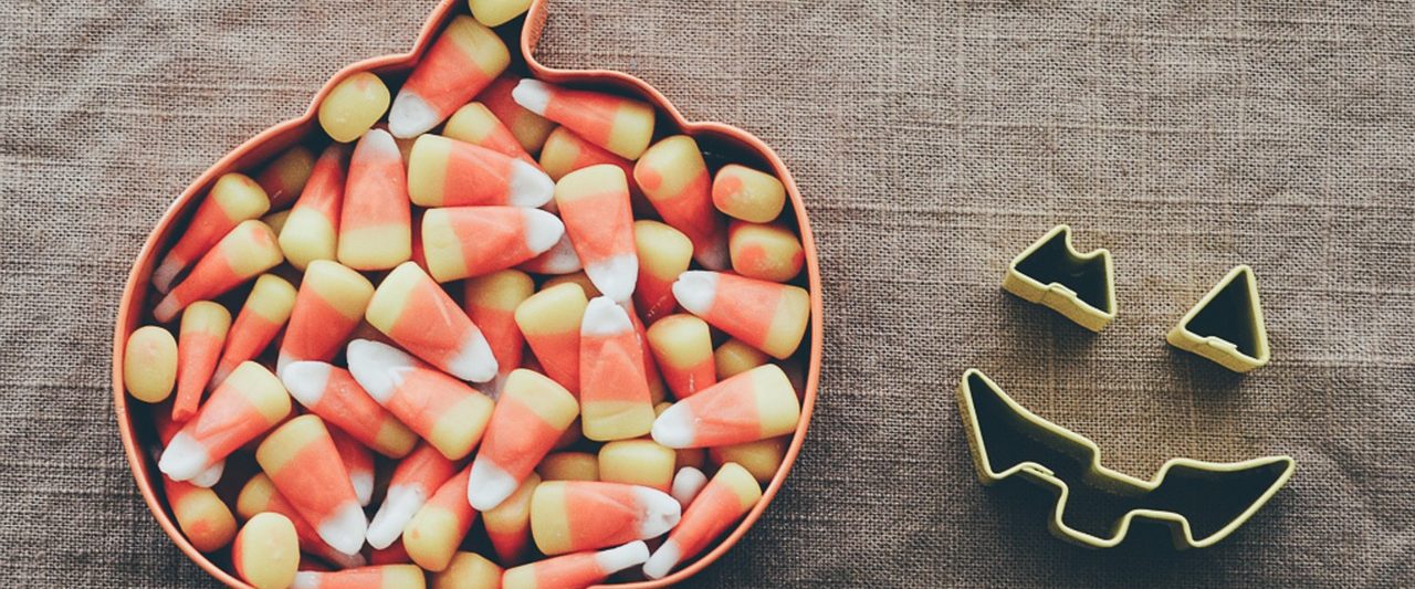 halloween-candy-2903173_1280-aspect-ratio-960-400